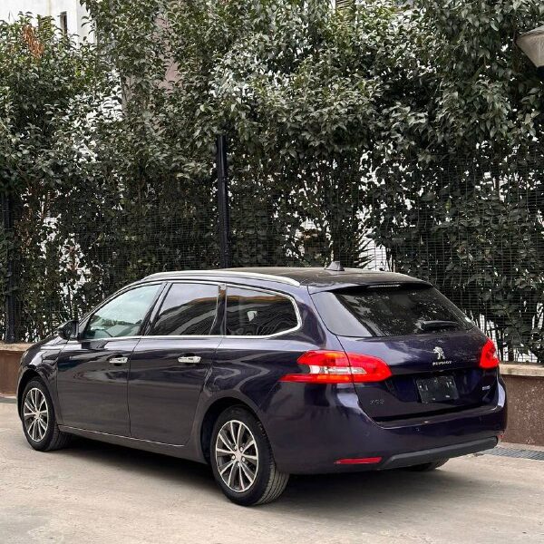 2017 PEUGEOT 308 MOONROOF! KSh 1,870,000