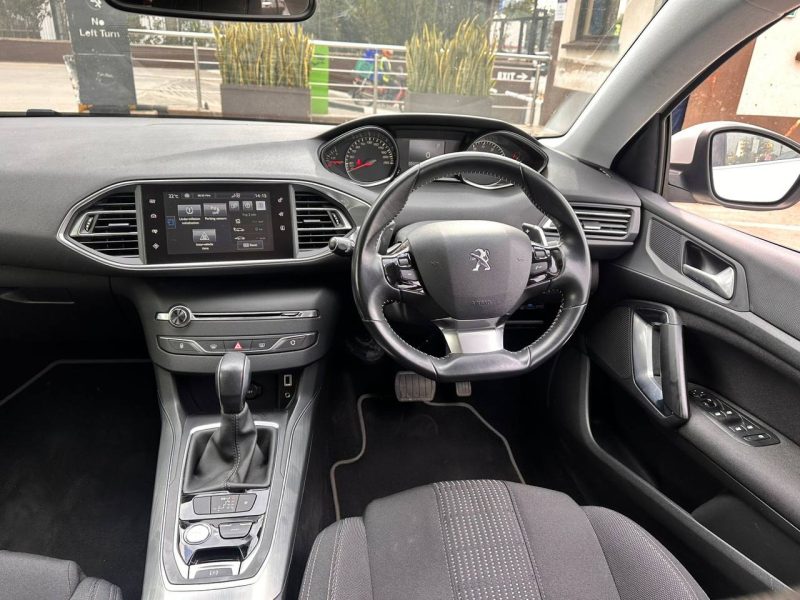 2017 PEUGEOT 308 KSh 1,770,000