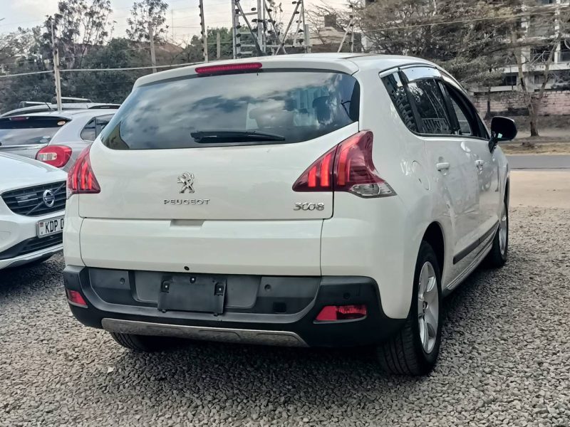 2015 PEUGEOT 3008 KSh 1,470,000