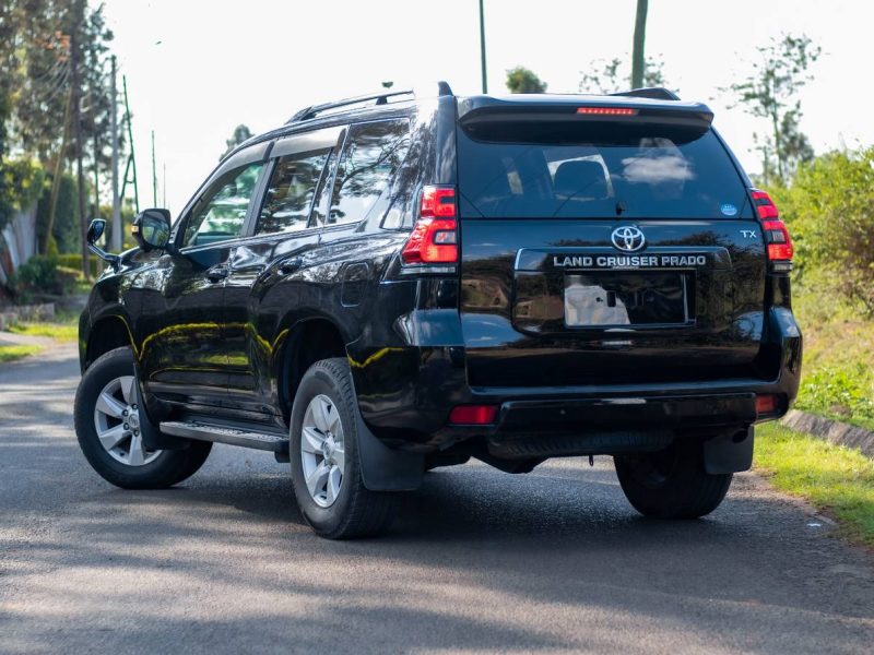 2018 LANDCRUISER PRADO PETRO KSh 6,999,000