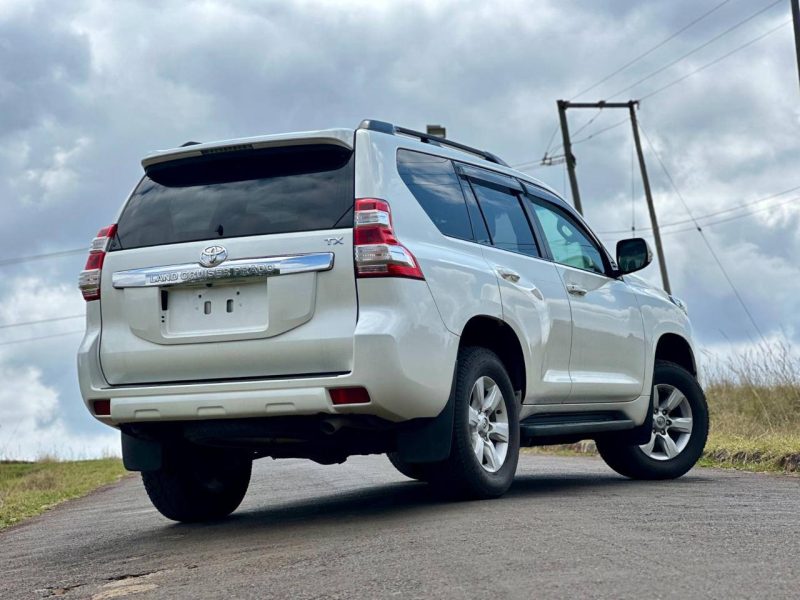 NEW 2016 LANDCRUISER PRADO KSh 6,550,000