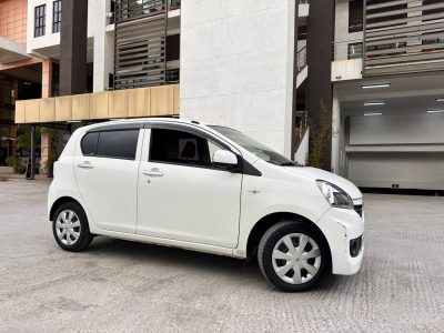 2017 DAIHATSU MIRA KSh 769,000