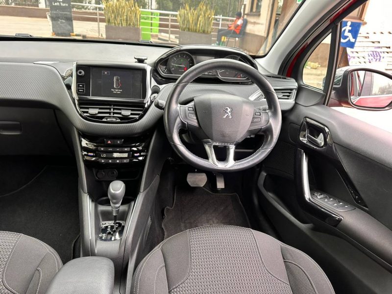 2017 PEUGEOT 208 KSh 1,270,000