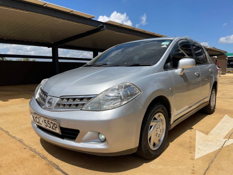 2010 NISSAN TIIDA KSh 577,000