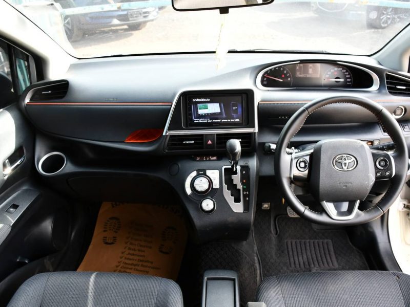 2016 TOYOTA SIENTA KSh 1,480,000