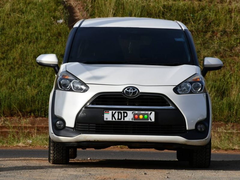 2016 TOYOTA SIENTA KSh 1,480,000