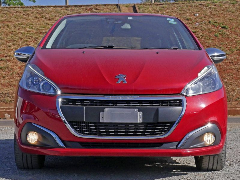 NEW 2016 PEUGEOT 208 KSh 1,170,000