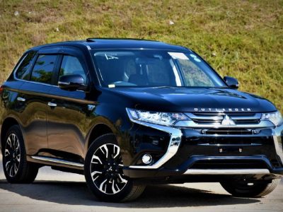 2017 MITSUBISHI OUTLANDER PHEV KSh 3,499,000