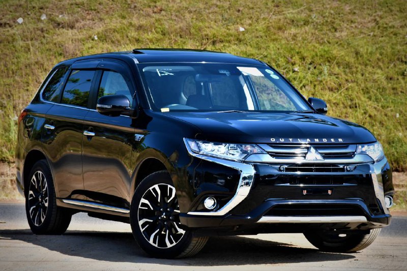 2017 MITSUBISHI OUTLANDER PHEV KSh 3,499,000