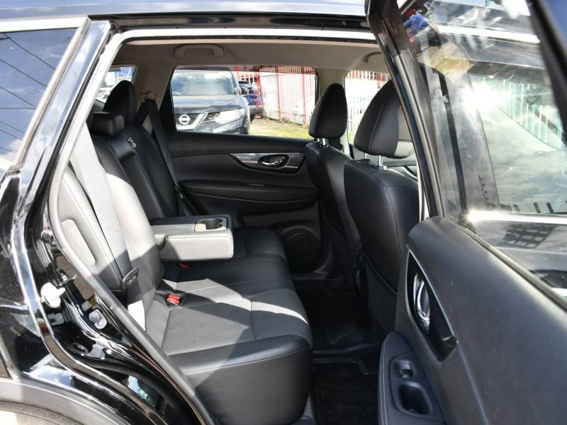 2017 NISSAN X-TRAIL KSh 2,450,000