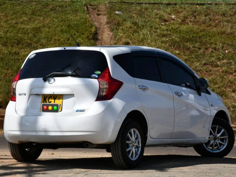 2013 NISSAN NOTE DIGs KSh 669,000