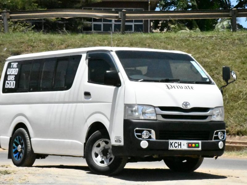 2010 TOYOTA HIACE DIESEL KSh 1,470,000