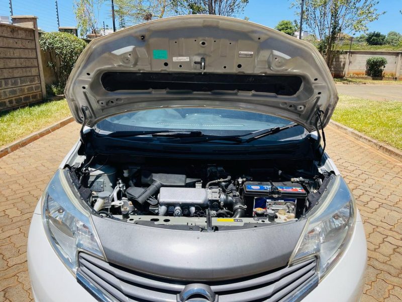 2013 NISSAN NOTE DIGs KSh 695,000