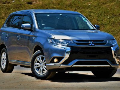 2017 MITSUBISHI OUTLANDER -PHEV KSh 3,070,000