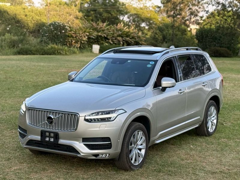 2017 VOLVO XC90 T5 AWD KSh 6,670,000