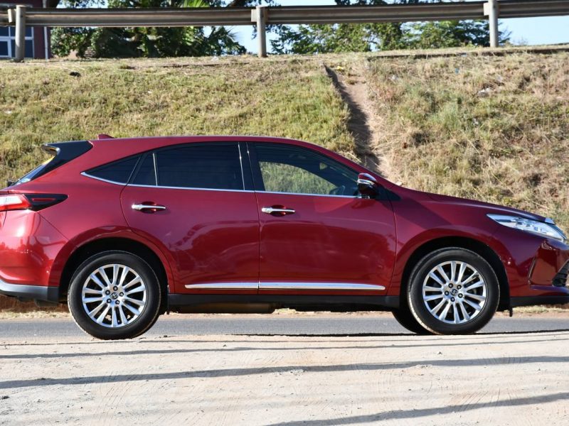 2018 TOYOTA HARRIER KSh 3,600,000