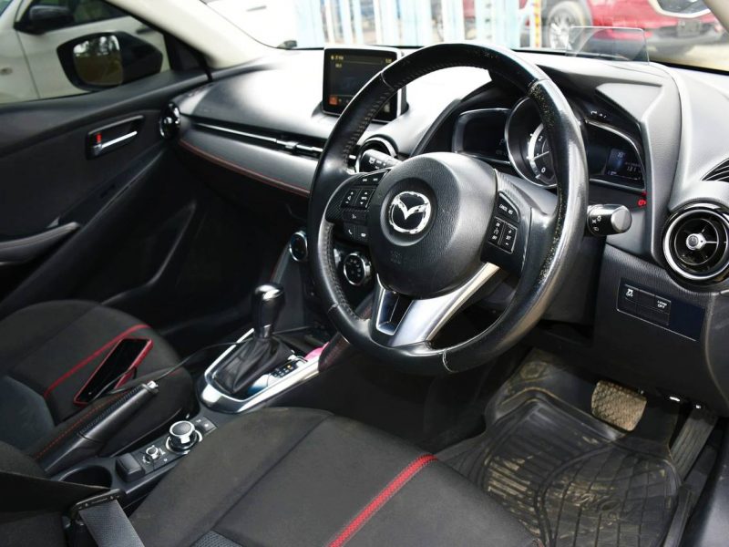 2015 MAZDA DEMIO KSh 989,000