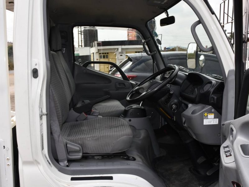 2018 TOYOTA DYNA DIESEL AUTO