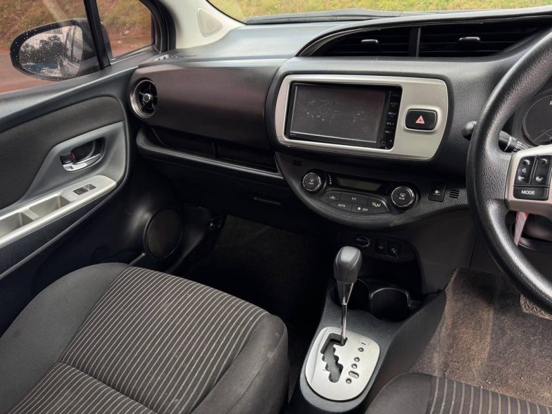 2016 TOYOTA VITZ JEWELA 1300CC