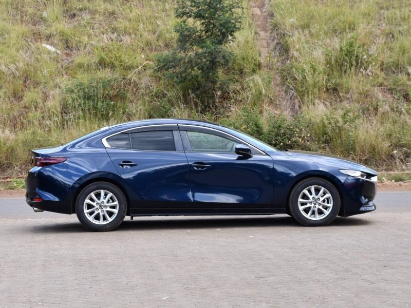 2018 MAZDA 3 SEDAN PETRO 1.5L