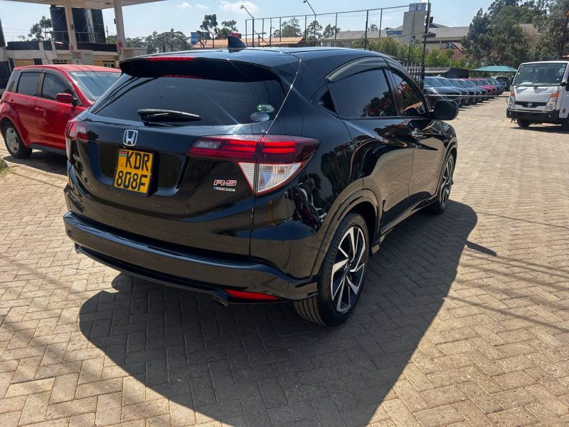 2017 HONDA VEZEL RS HYBRID WITH PPF WRAP & LUMAR TINT