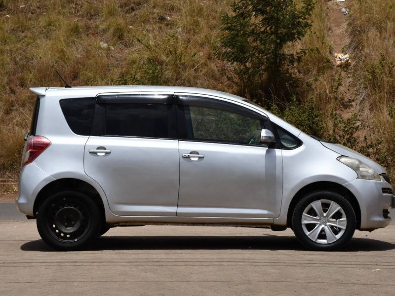 2009 TOYOTA RACTIS IN GOOD CONDITION