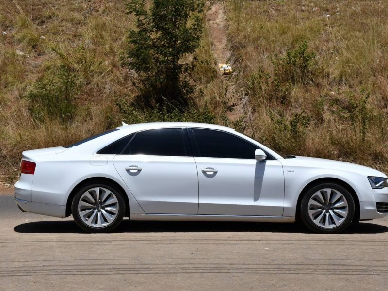 2013 AUDI A8 HYBRID 2.0L PETRO
