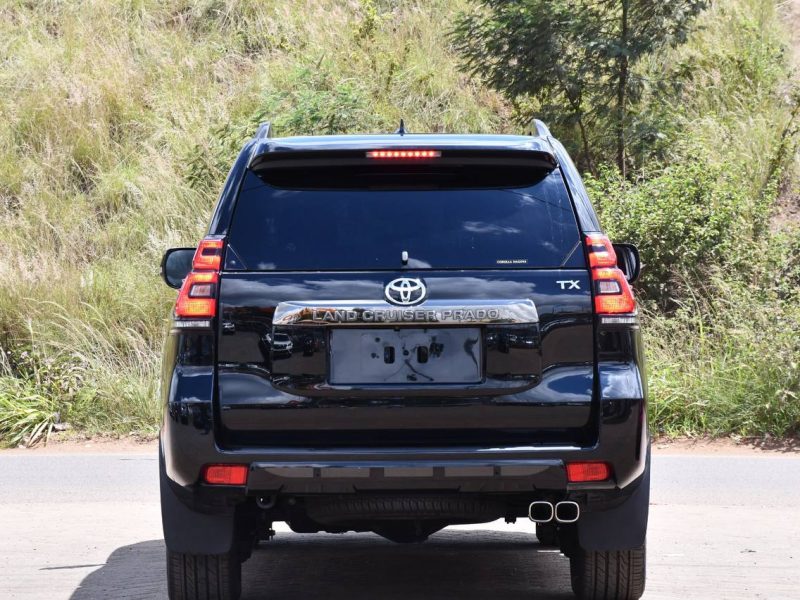2021 LANDCRUISER PRADO TX 2.8L WITH SUNROOF!!!