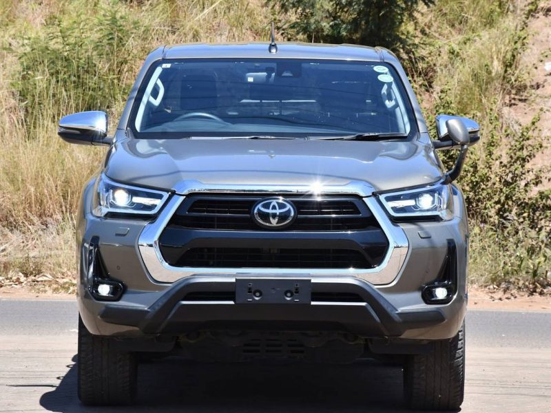 2021 TOYOTA HILUX D/CAB 2.8L DIESEL TURBO