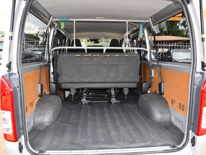 2019 TOYOTA HIACE DIESEL 2.8L