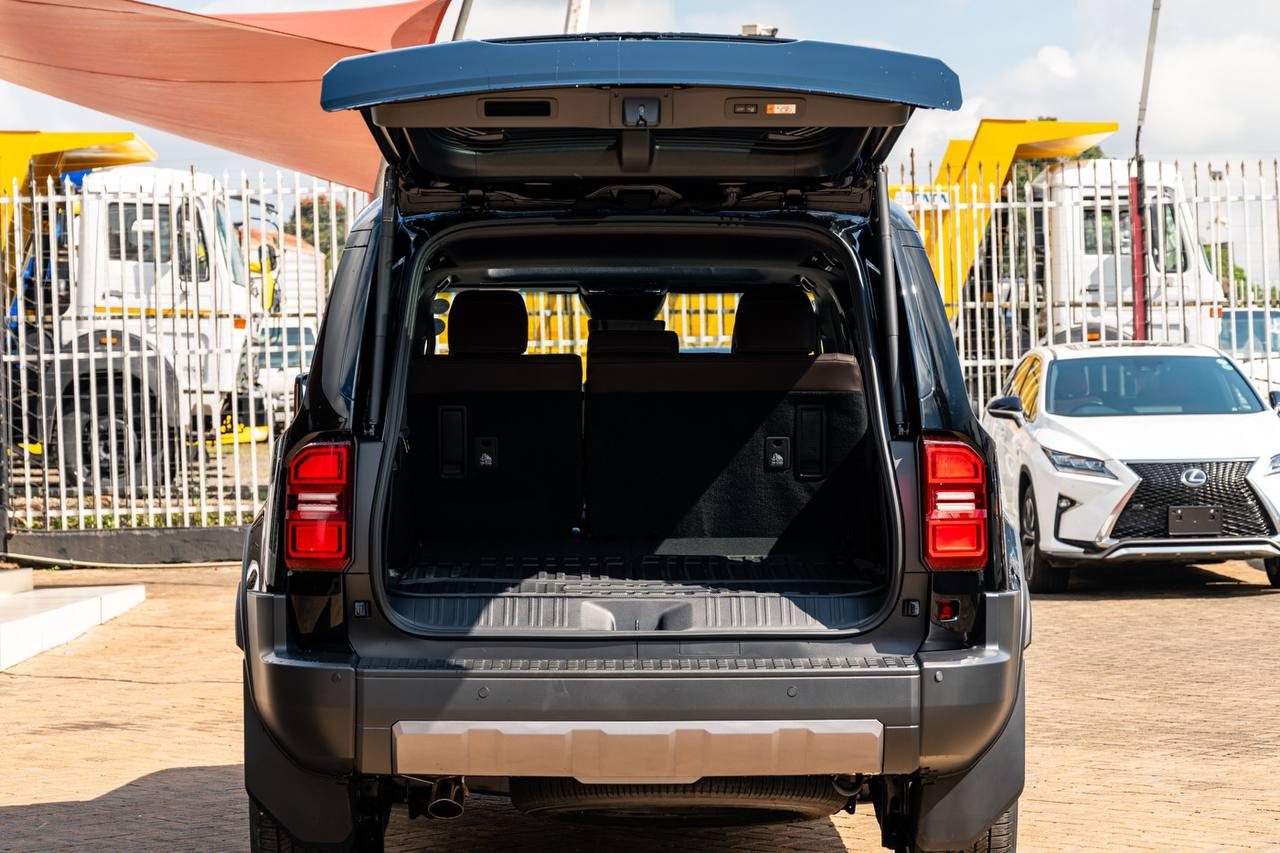 2024 TOYOTA LANDCRUISER LC250