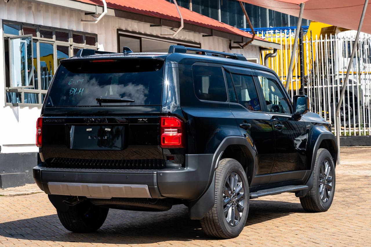 2024 TOYOTA LANDCRUISER LC250