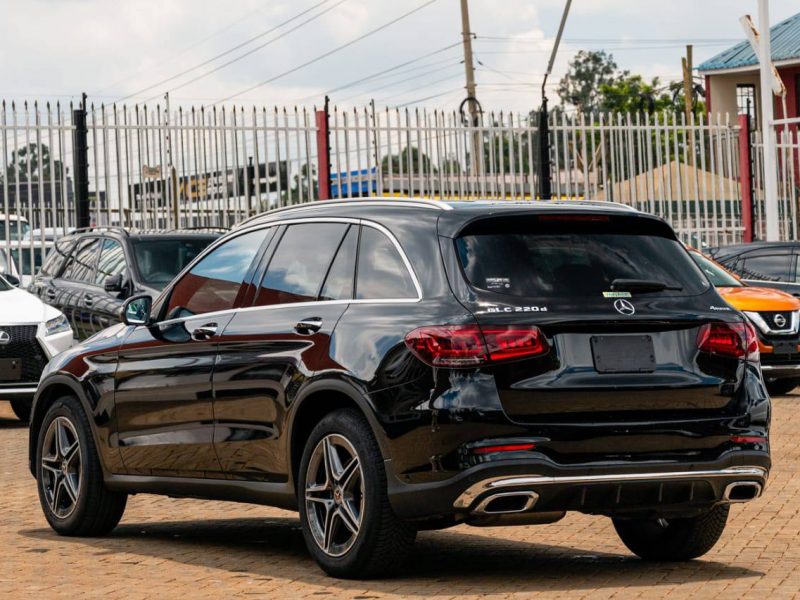 2019 MERCEDES-BENZ GLC220D