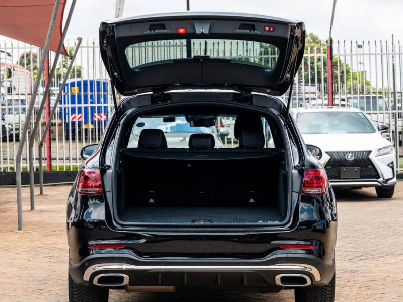 2019 MERCEDES-BENZ GLC220D