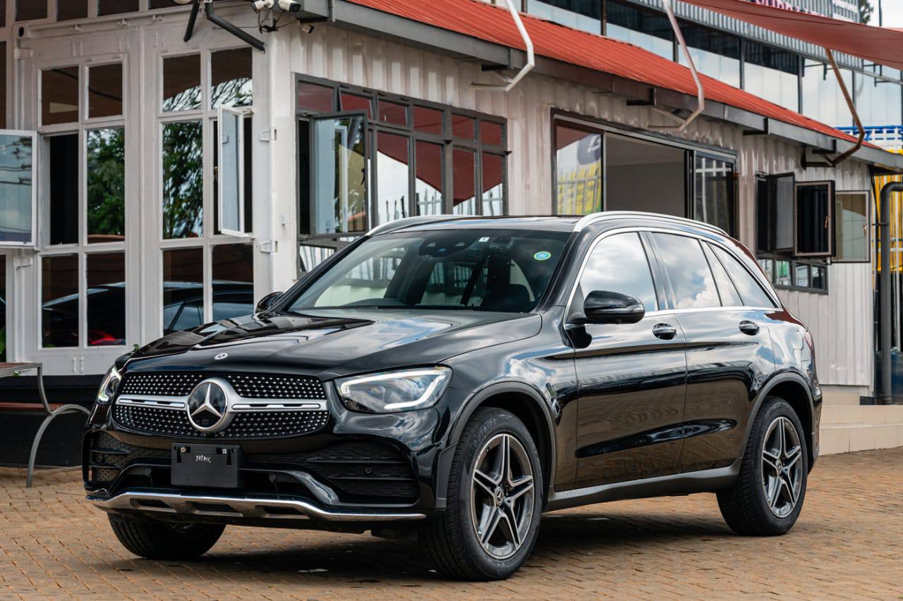 2019 MERCEDES-BENZ GLC220D