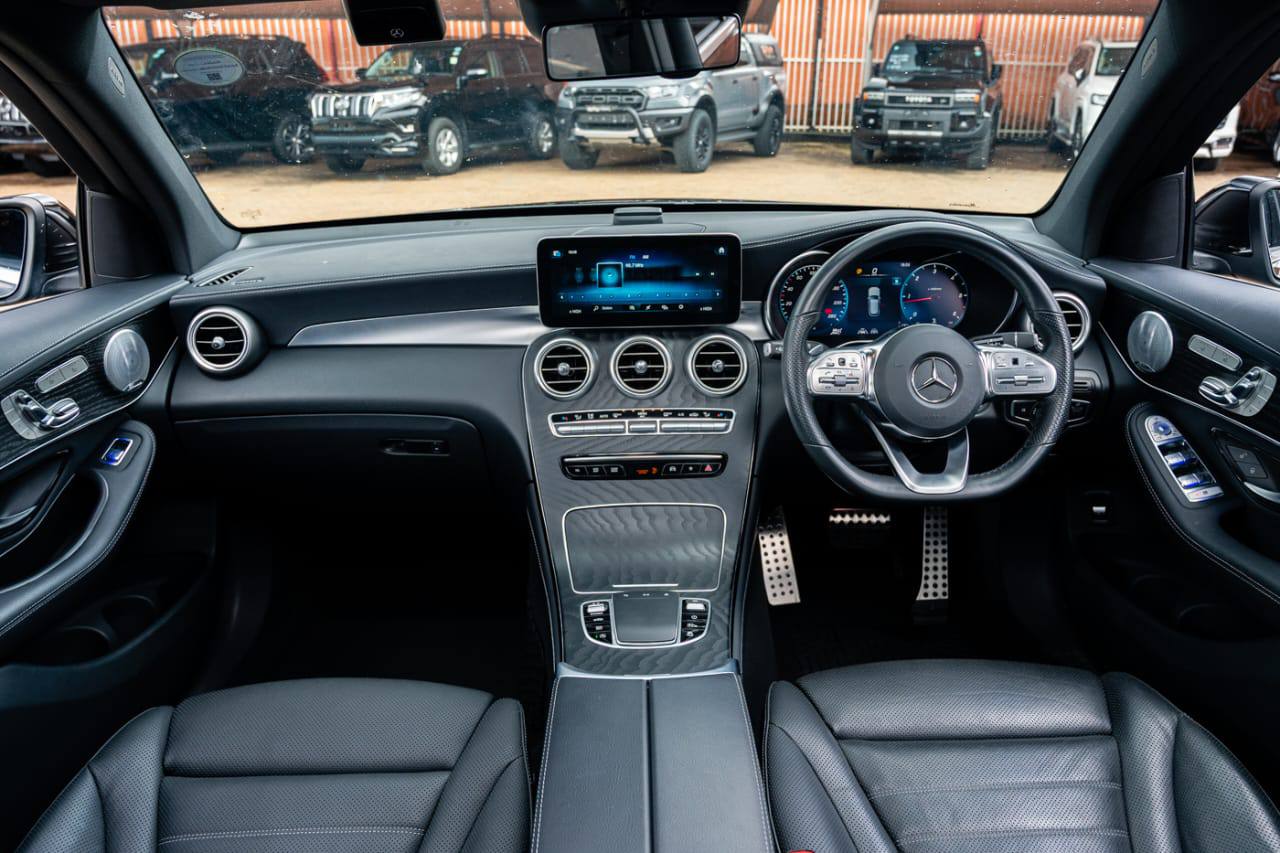 2019 MERCEDES-BENZ GLC220D