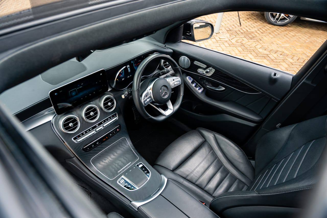 2019 MERCEDES-BENZ GLC220D