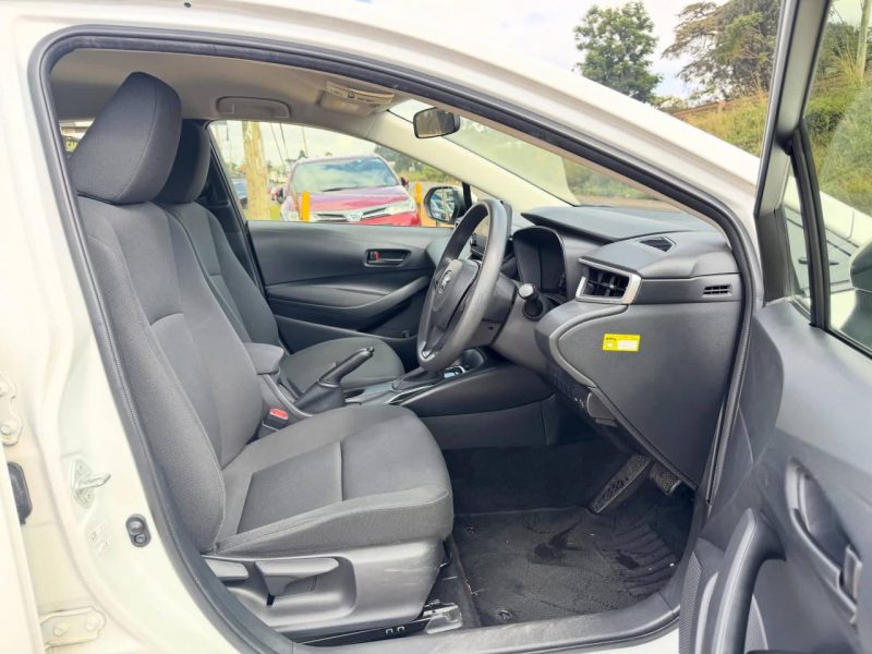 2019 TOYOTA COROLLA TOURING