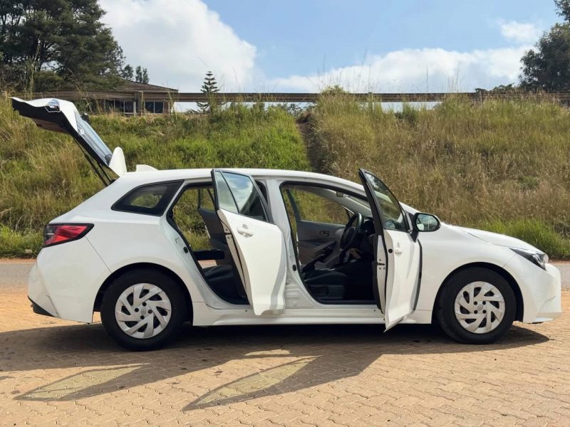 2019 TOYOTA COROLLA TOURING