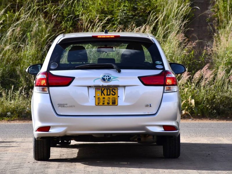 2018 TOYOTA FIELDER HYBRID 56,000 Kms