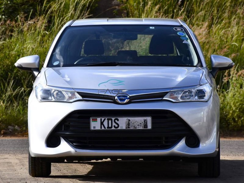 2018 TOYOTA FIELDER HYBRID 56,000 Kms