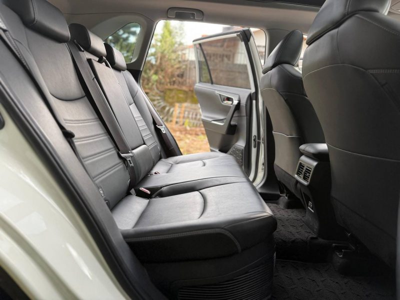 2019 TOYOTA RAV4 ADVENTURE HYBRID 4WD