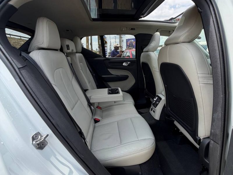 2020 VOLVO XC40 PHEV T5 INSCRIPTION !!!