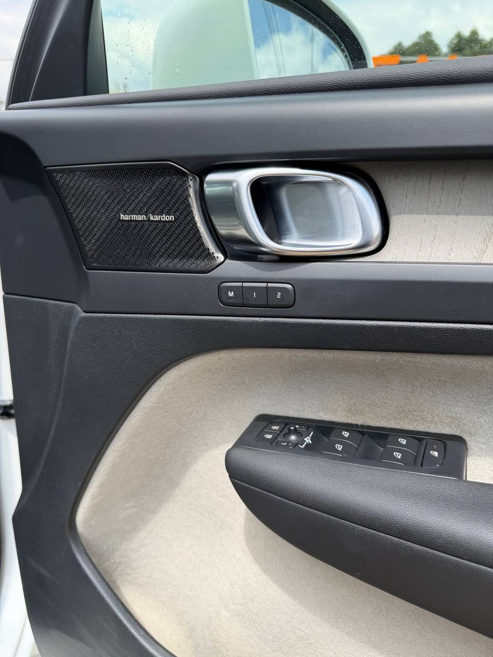 2020 VOLVO XC40 PHEV T5 INSCRIPTION !!!