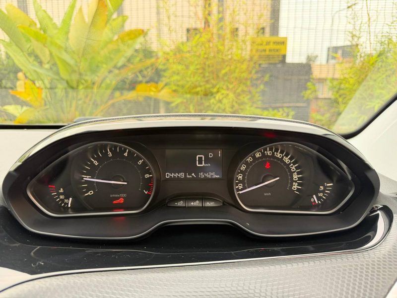 2019 PEUGEOT 208 GTLINE