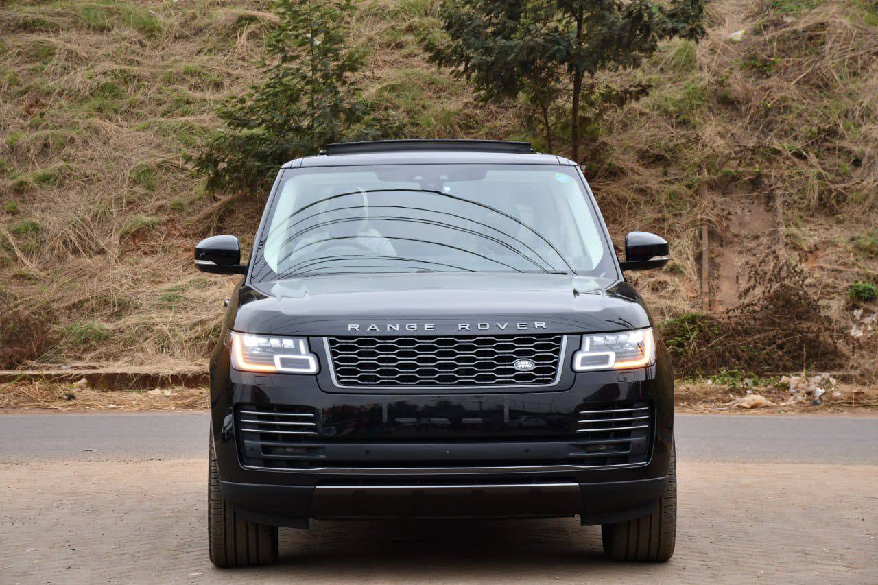 2019 RANGE ROVER VOGUE AUTOBIOGRAPHY