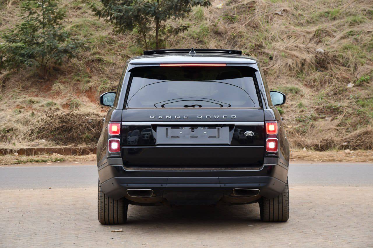 2019 RANGE ROVER VOGUE AUTOBIOGRAPHY