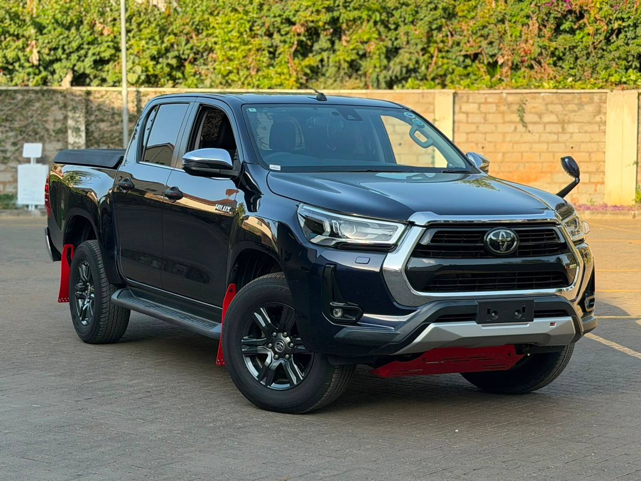 2020 TOYOTA HILUX Z D.CAB D.BLUE