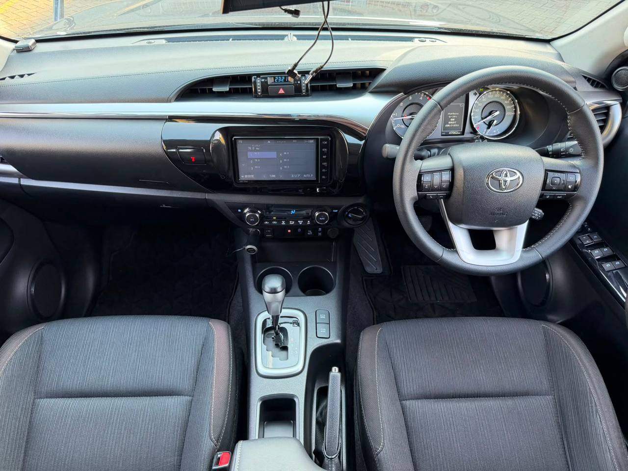2020 TOYOTA HILUX Z D.CAB D.BLUE