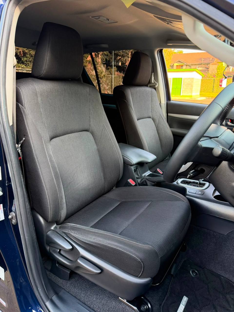 2020 TOYOTA HILUX Z D.CAB D.BLUE